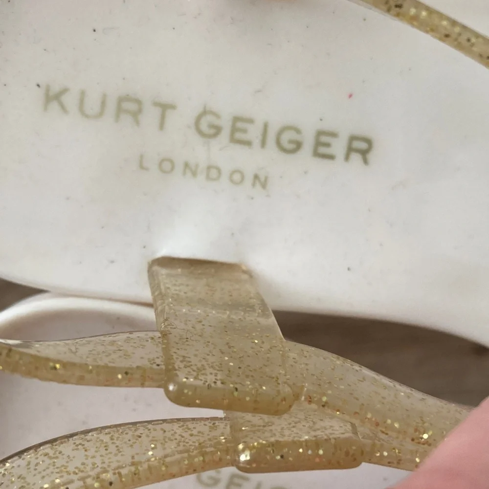 Kurt Geiger Glittering Gold Sandals Sz 13